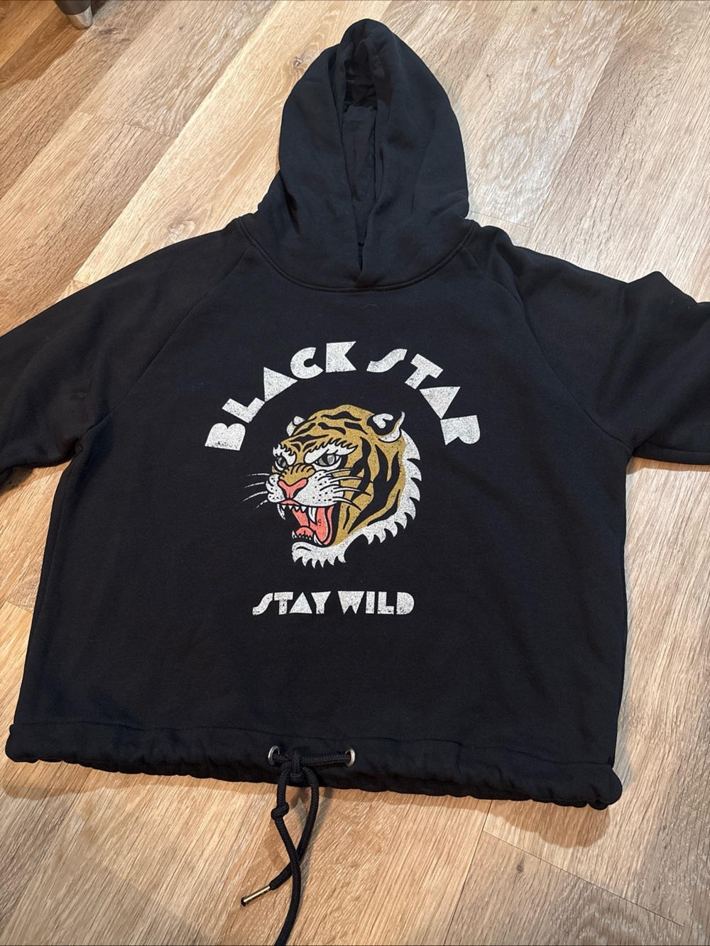 BLACK STAR WORLD TOUR 1980 Hoodie in Vintage Black - Tiger - SIZE S